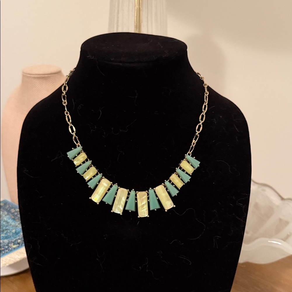 Talbots Green statement Necklace